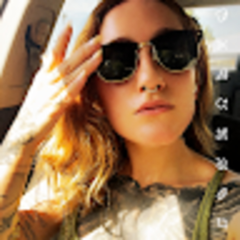 Meet your Posher, Victoria